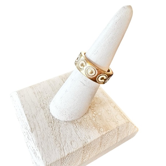 Authentic CHANEL Gold & White Gold Plated Coco Ring Size 6 - Picture 5 of 7